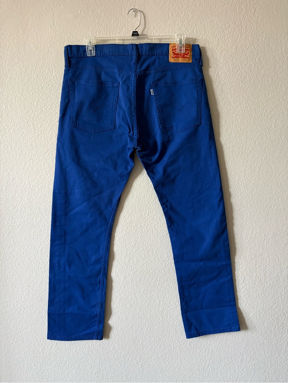 Levi's Men's Cobalt Blue Straight-Leg Chinos
